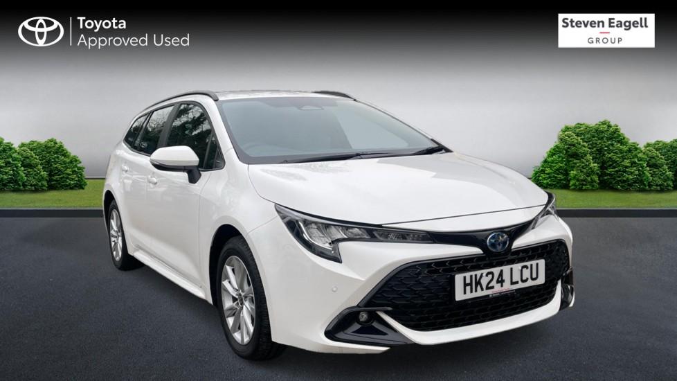 Main listing image - Toyota Corolla Touring Sport