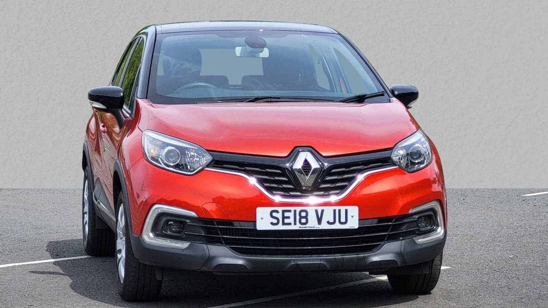 Main listing image - Renault Captur