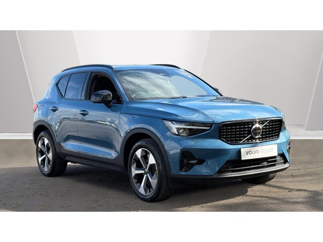 Main listing image - Volvo XC40