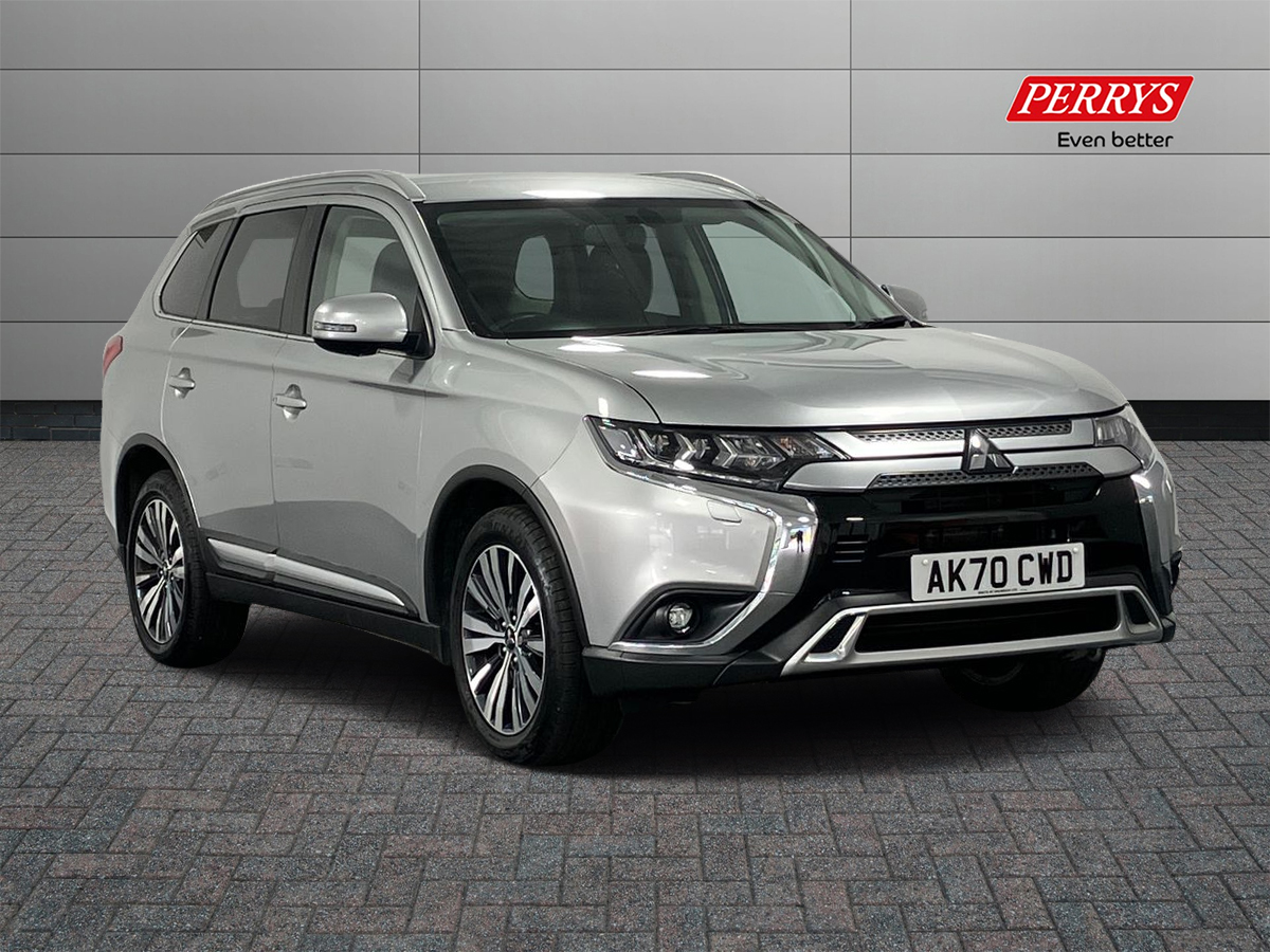 Main listing image - Mitsubishi Outlander