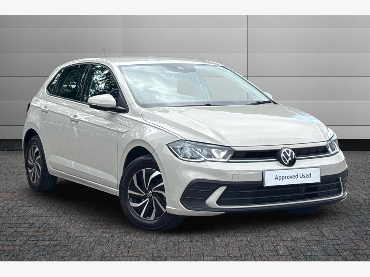 Main listing image - Volkswagen Polo