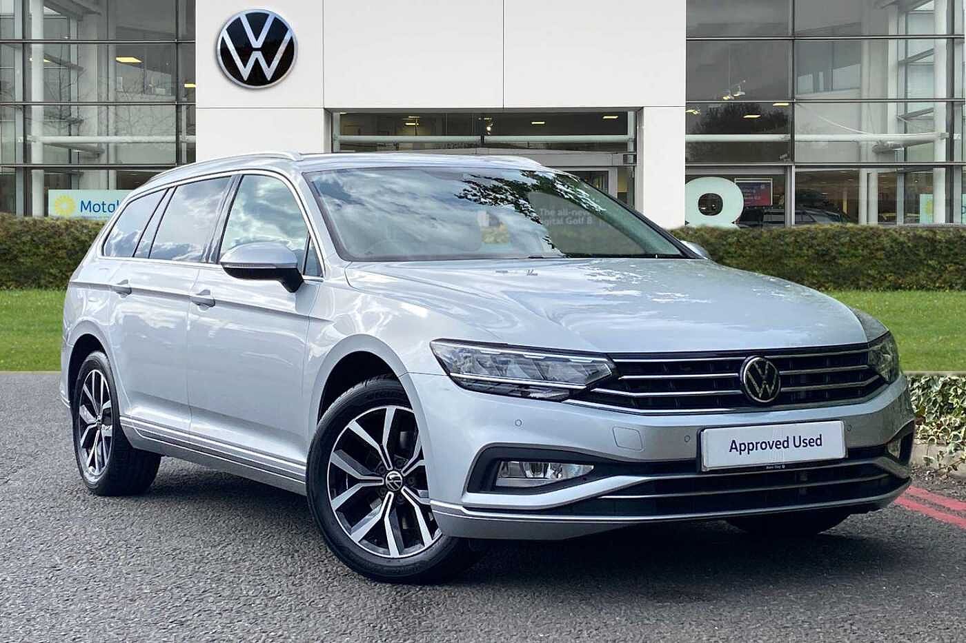 Main listing image - Volkswagen Passat Estate