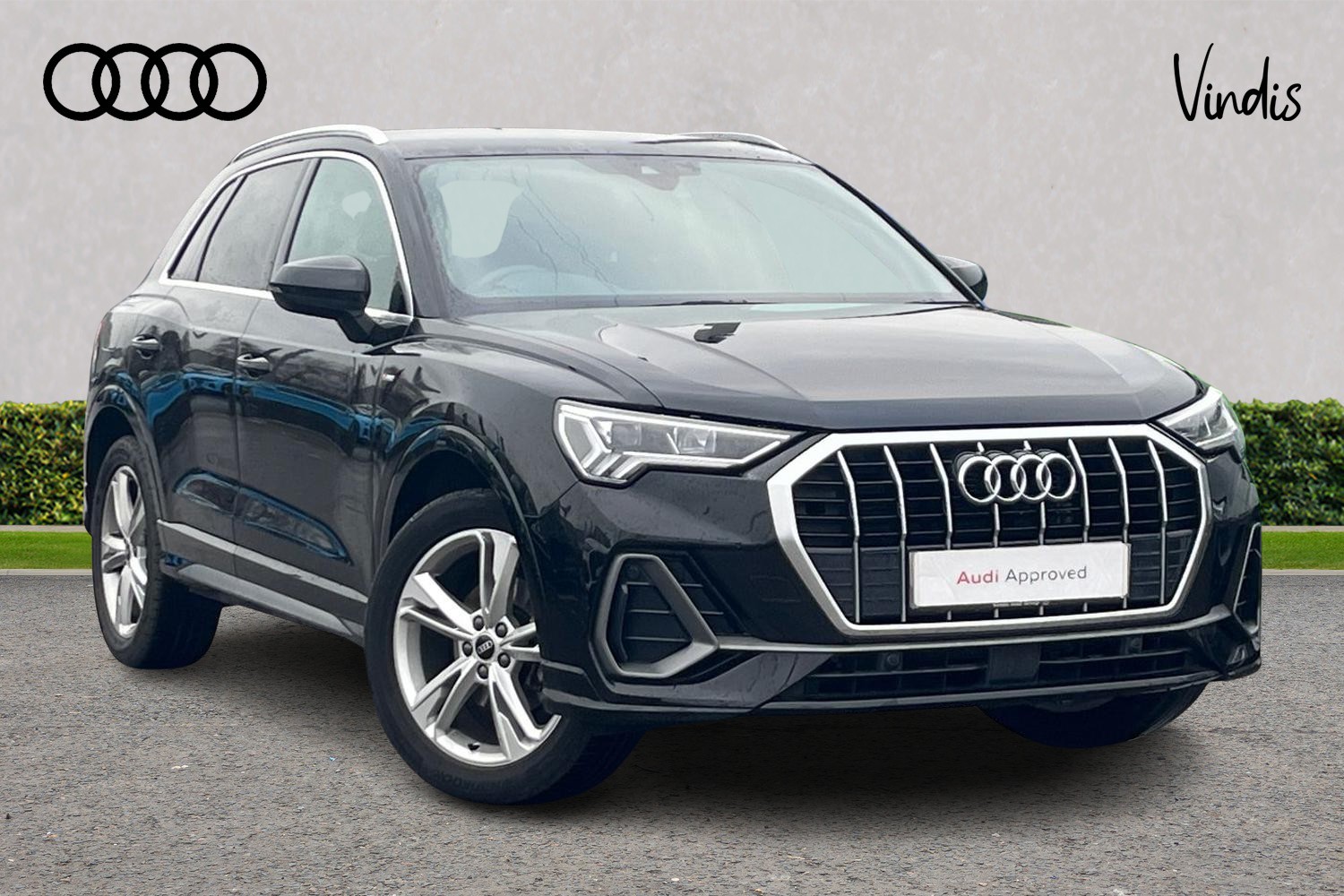 Main listing image - Audi Q3