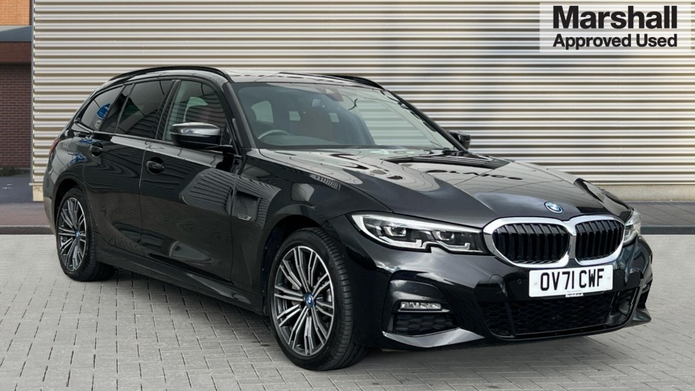 Main listing image - BMW 3 Series Touring