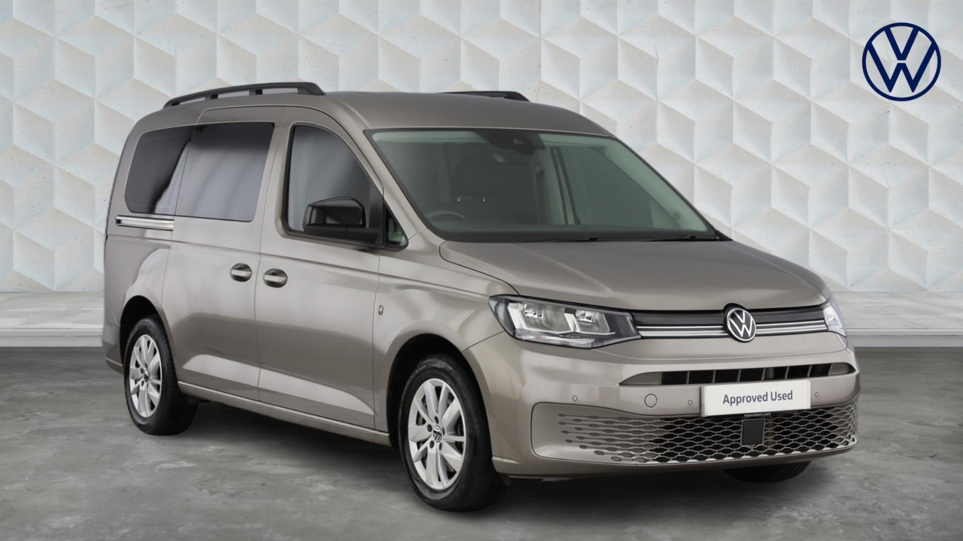 Main listing image - Volkswagen Caddy Maxi