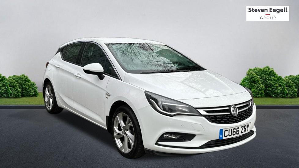 Main listing image - Vauxhall Astra