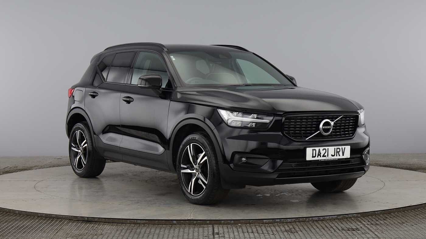 Main listing image - Volvo XC40