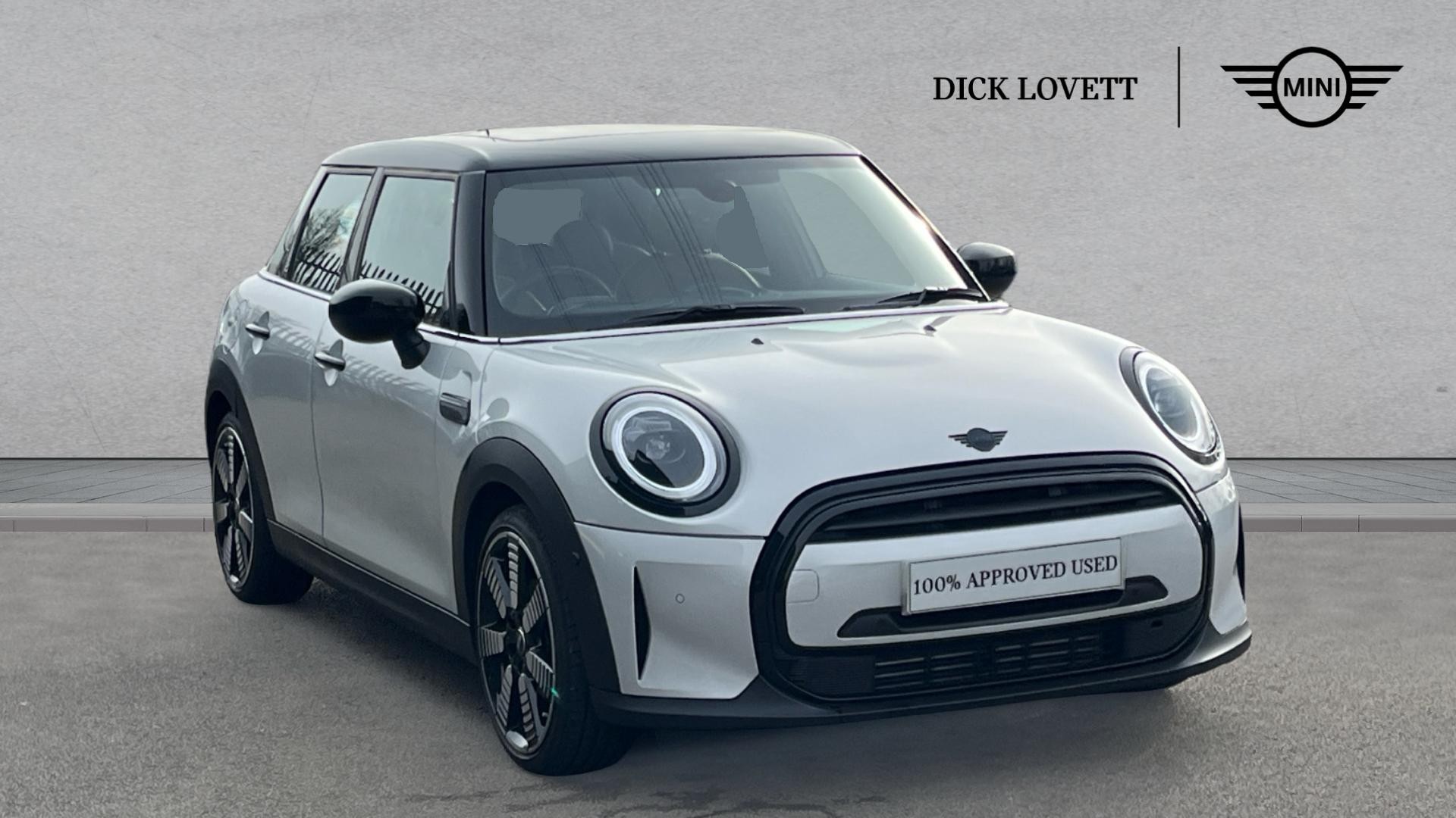 Main listing image - MINI Hatchback 5dr