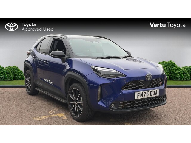 Main listing image - Toyota Yaris Cross