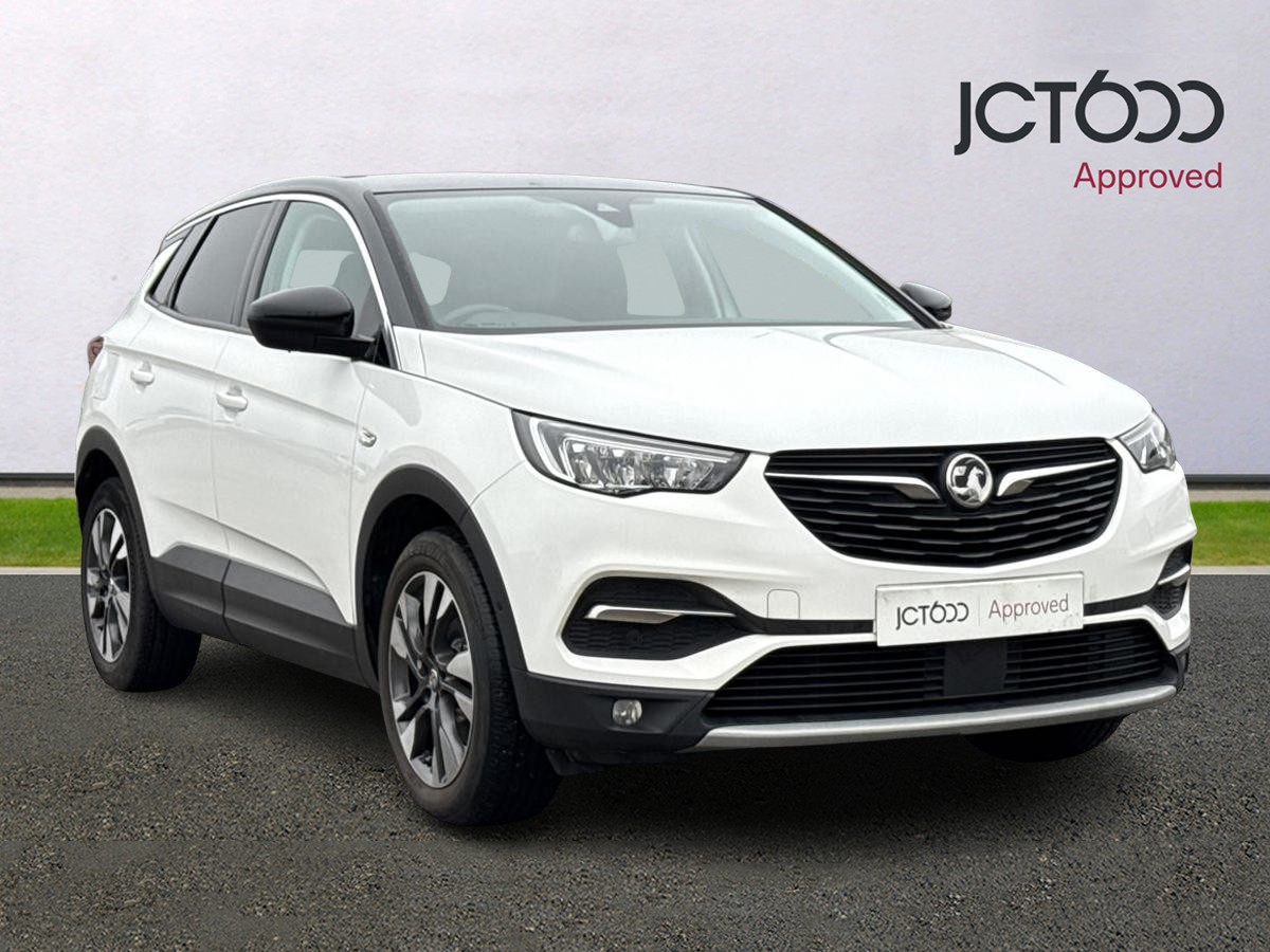 Main listing image - Vauxhall Grandland X