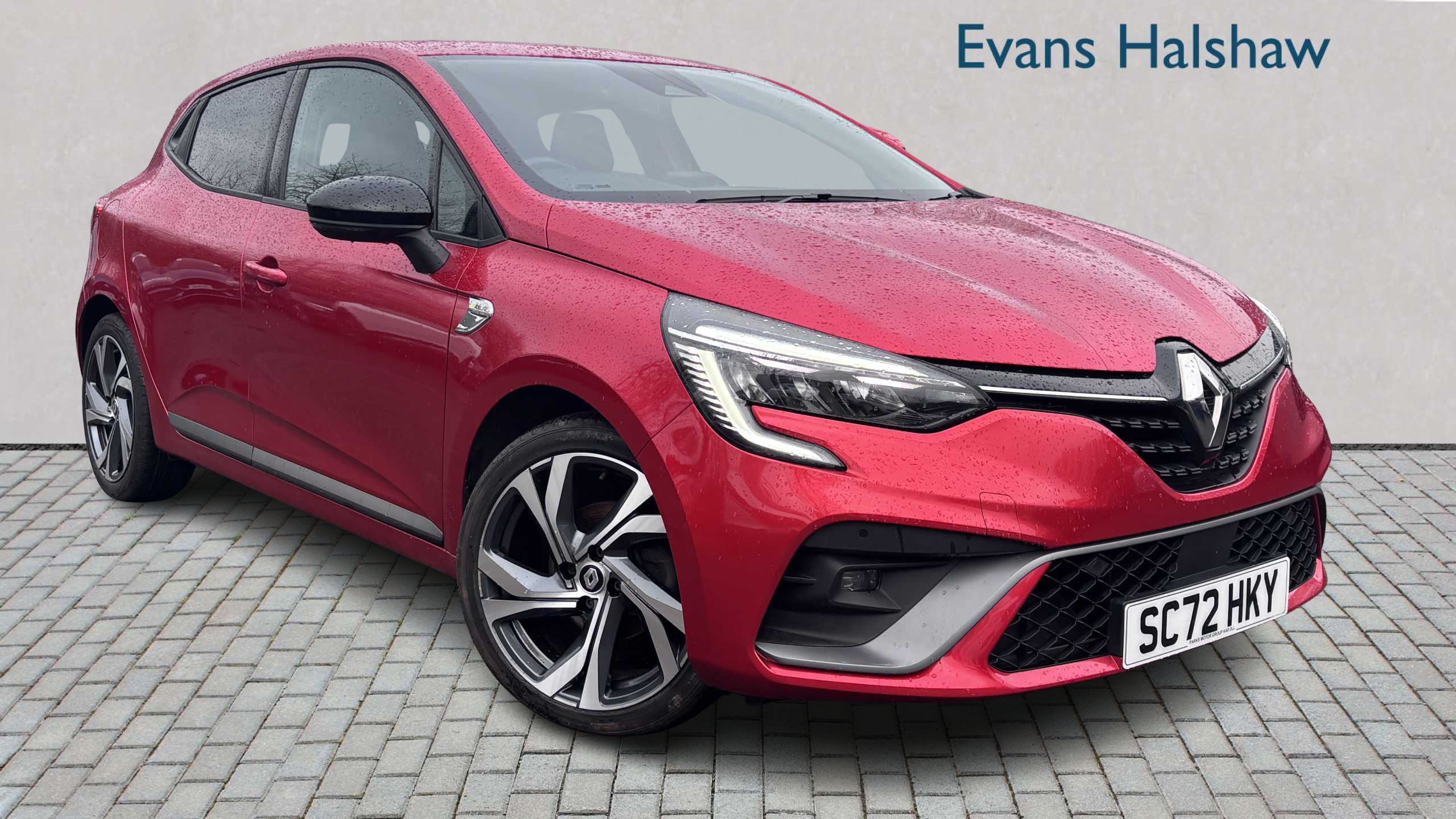 Main listing image - Renault Clio