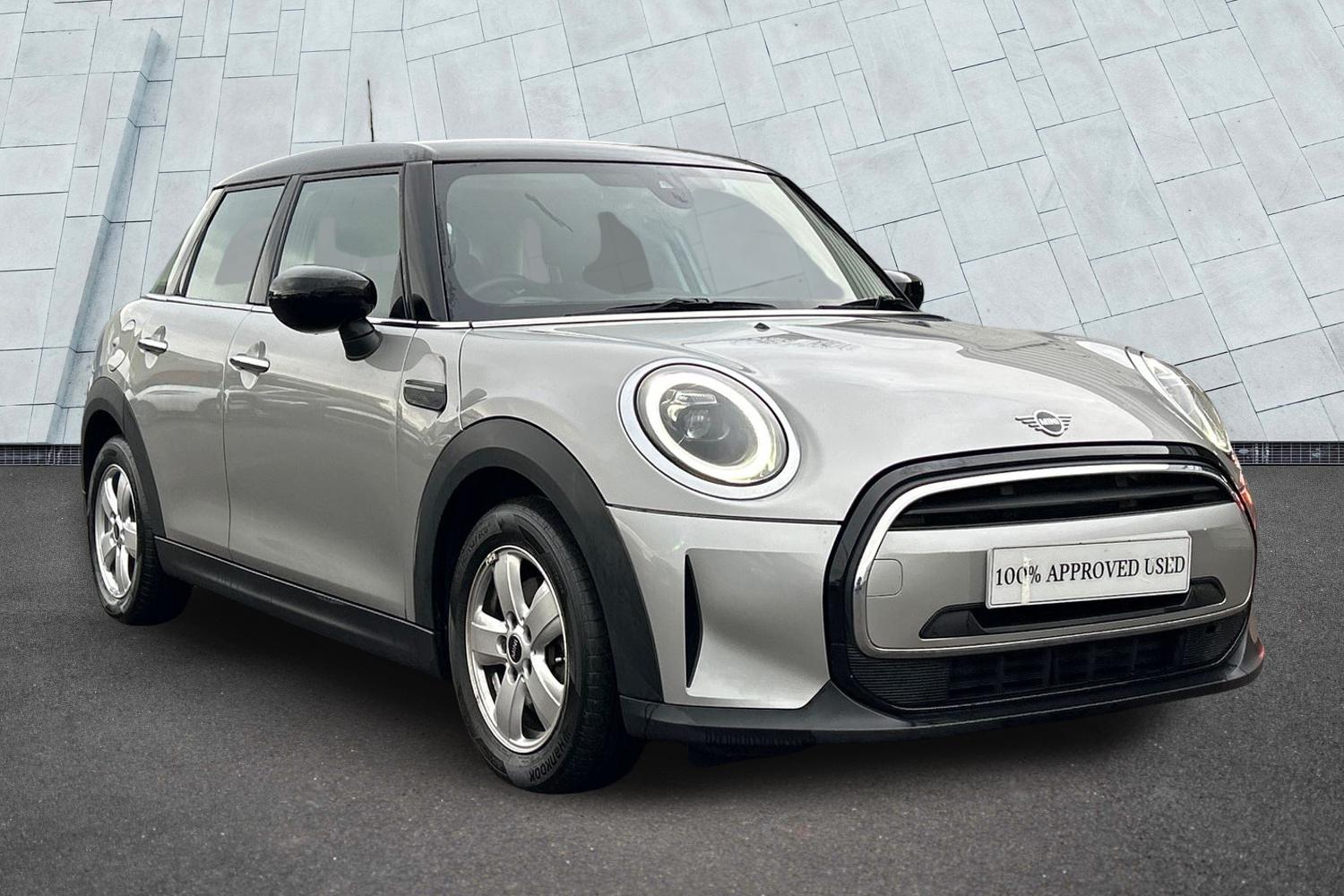 Main listing image - MINI Hatchback 5dr