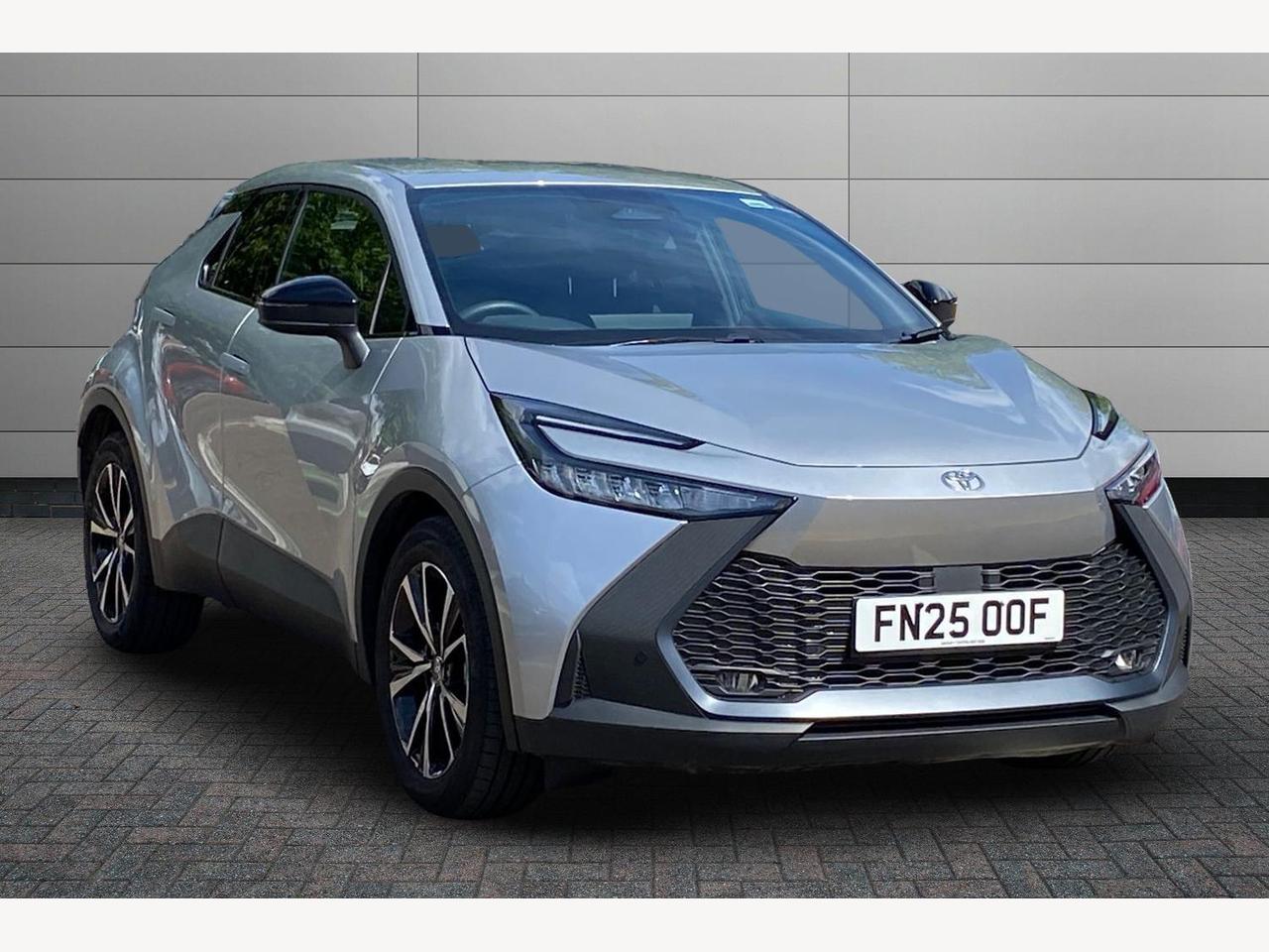 Main listing image - Toyota C-HR