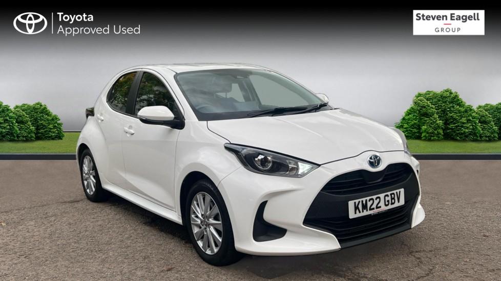 Main listing image - Toyota Yaris