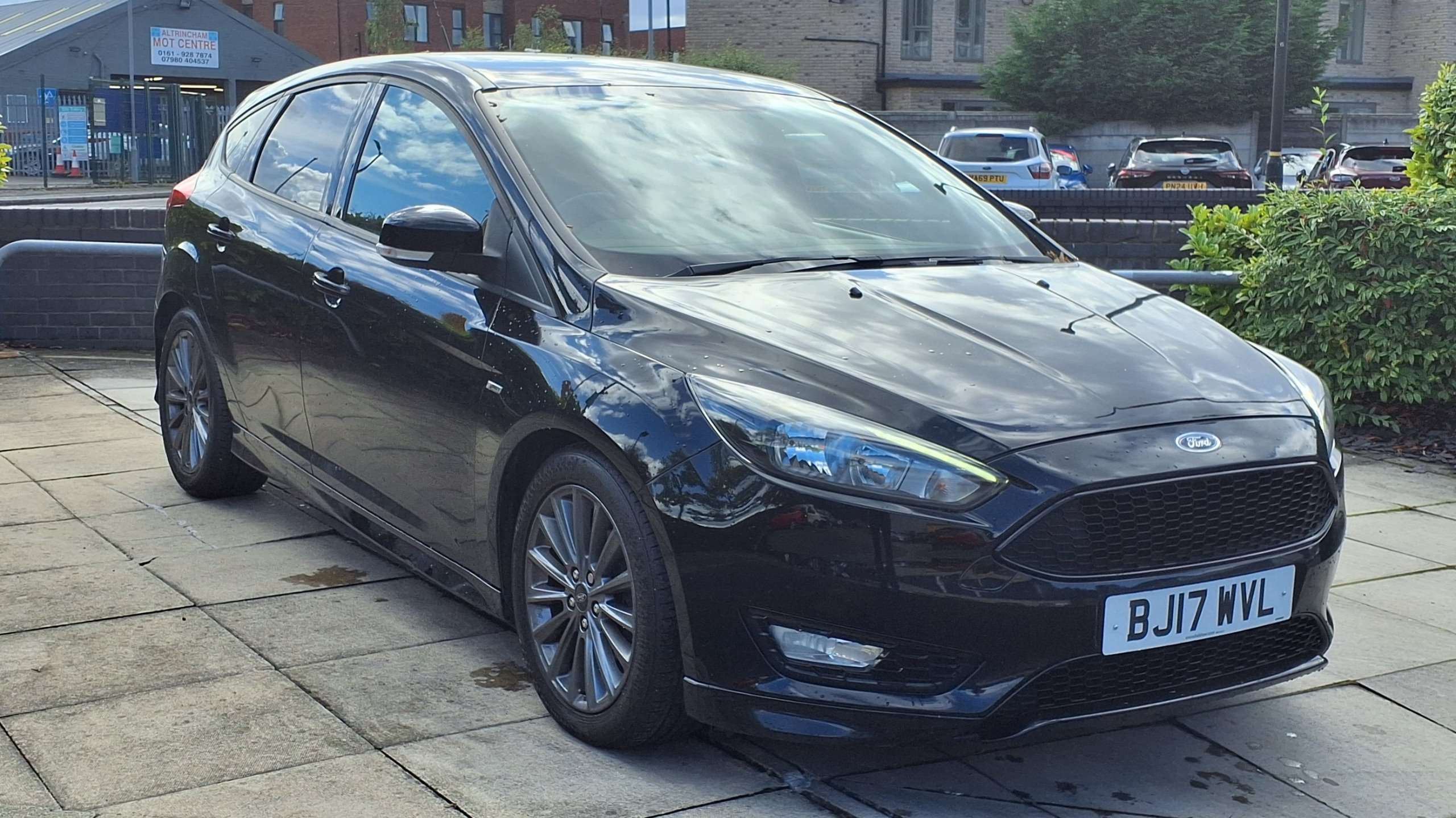 Main listing image - Ford Focus