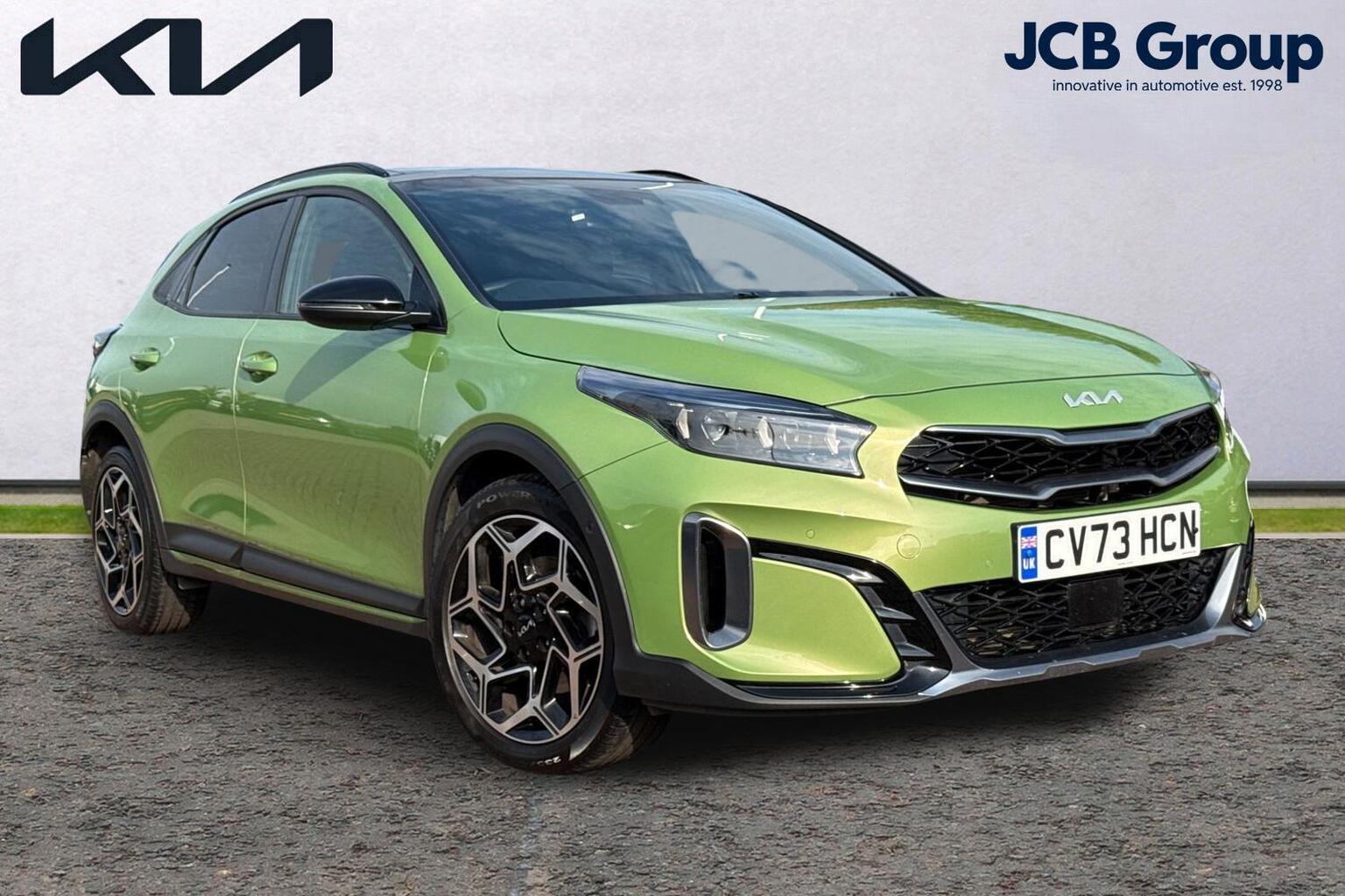 Main listing image - Kia XCeed
