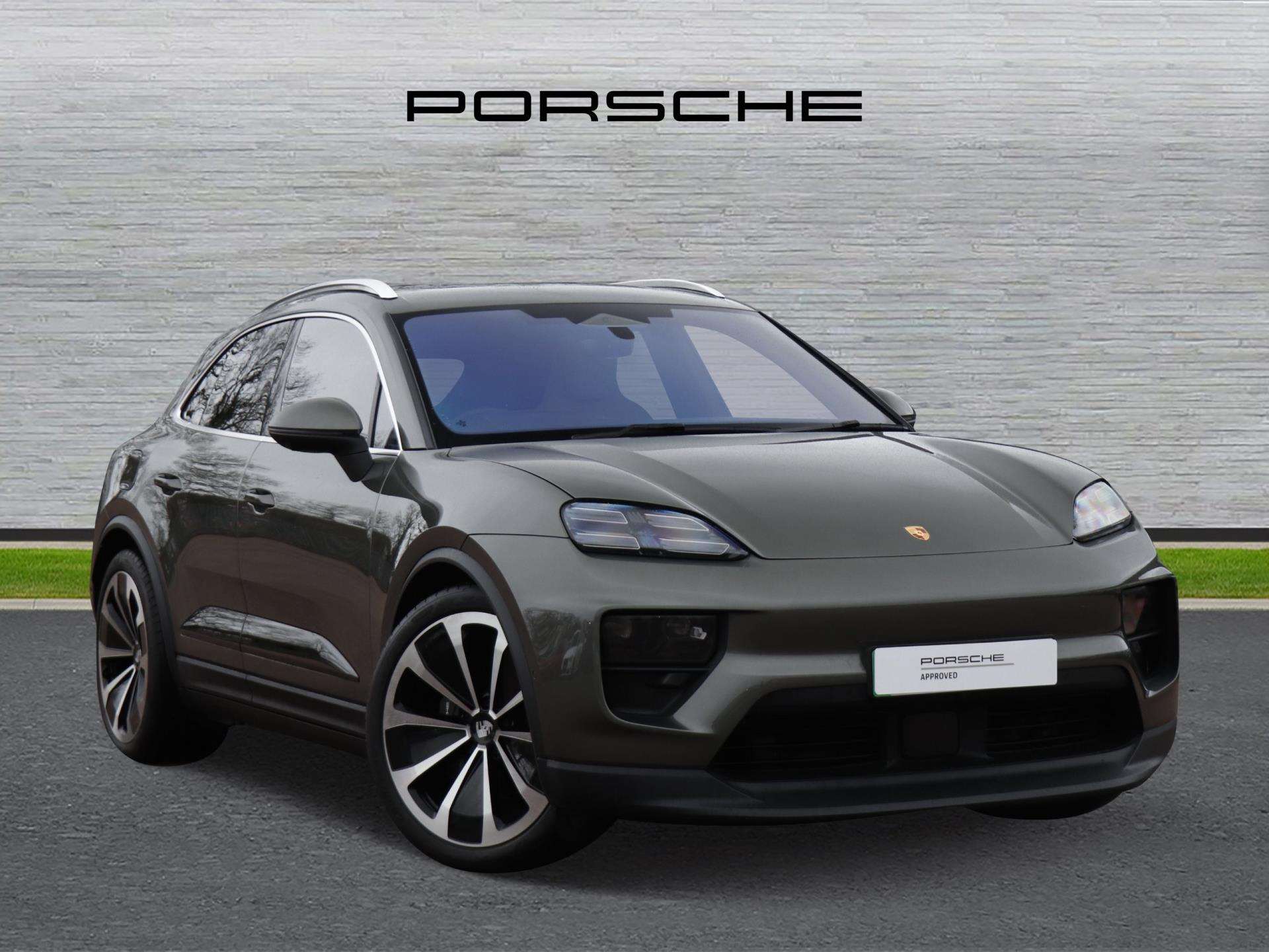 Main listing image - Porsche Macan