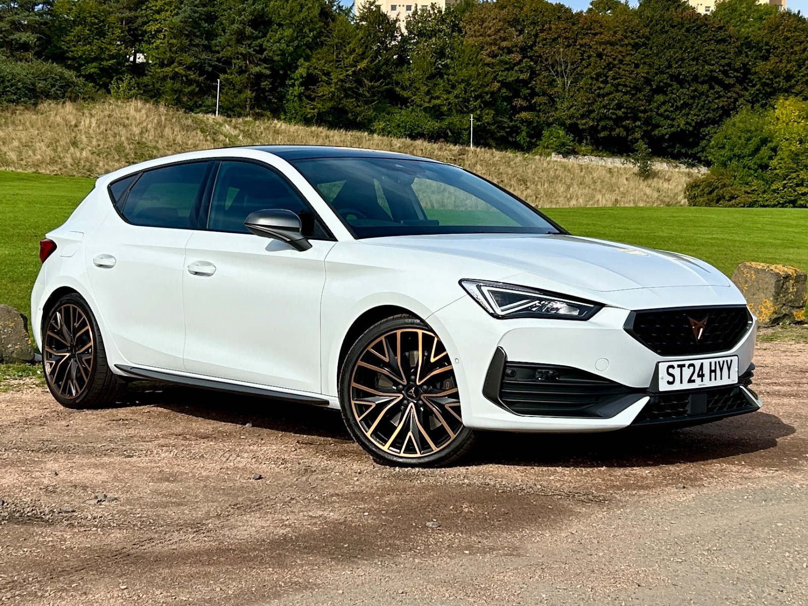 Main listing image - Cupra Leon