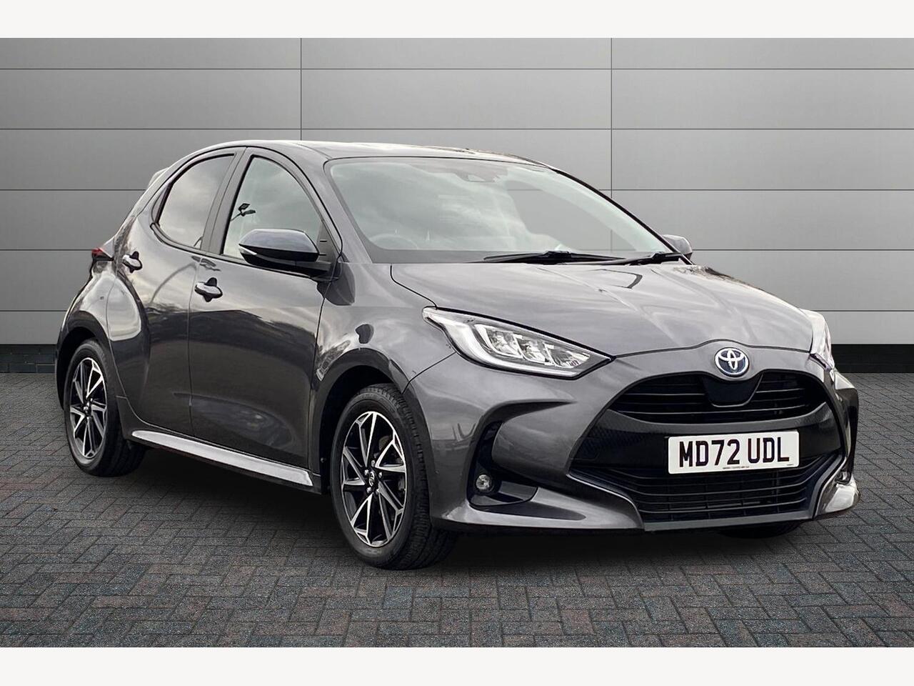 Main listing image - Toyota Yaris