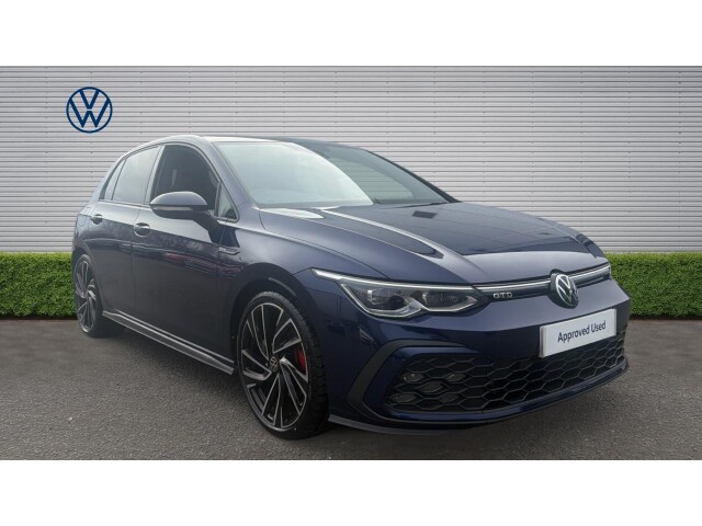 Main listing image - Volkswagen Golf