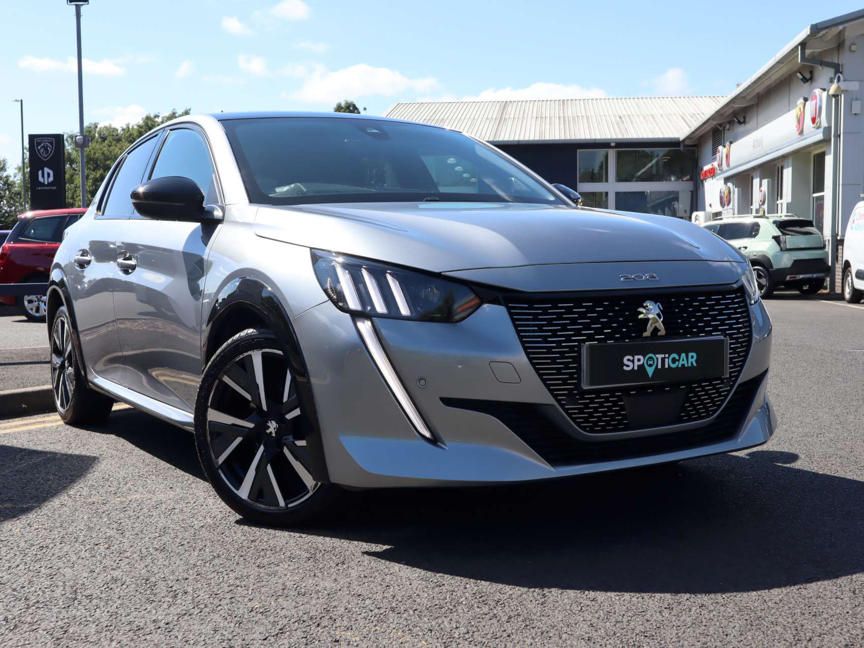 Main listing image - Peugeot 208