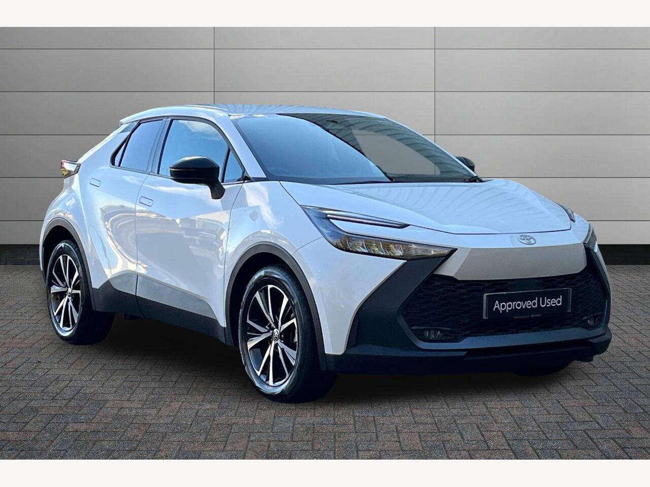 Main listing image - Toyota C-HR
