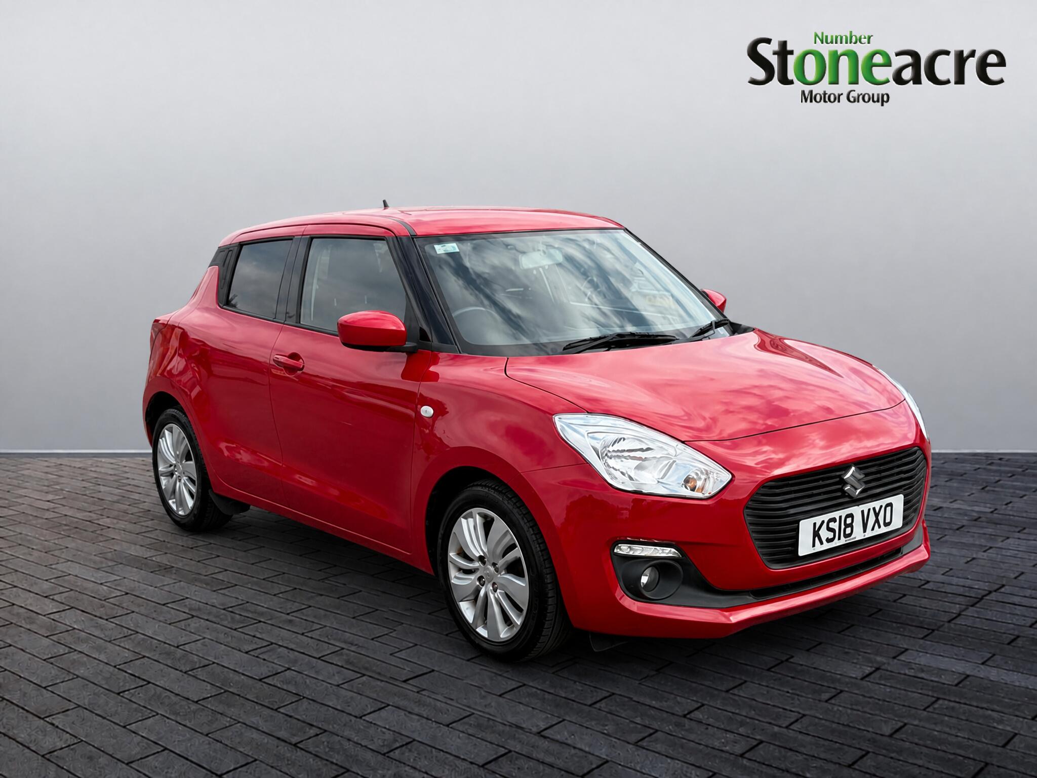 Main listing image - Suzuki Swift