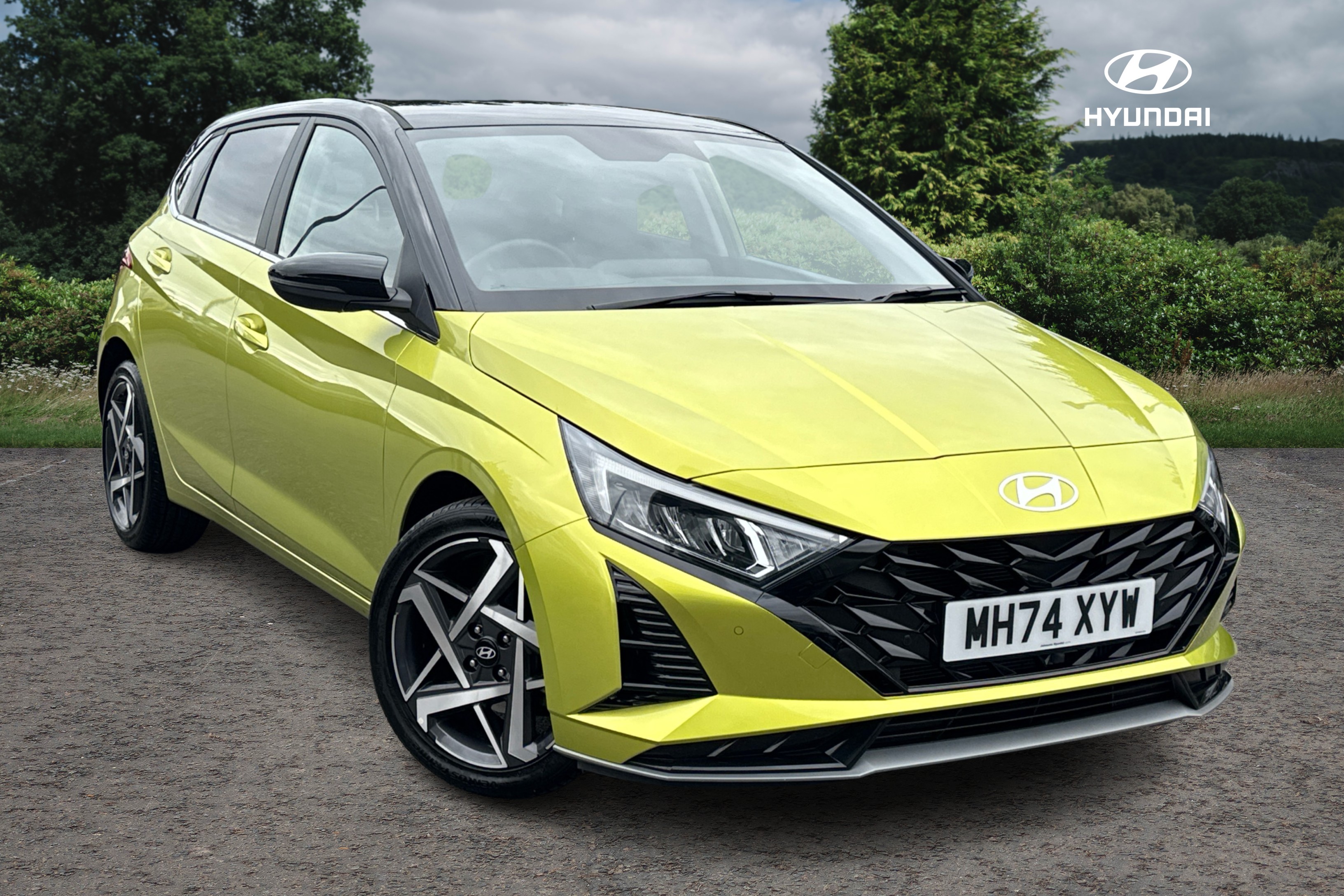 Main listing image - Hyundai i20