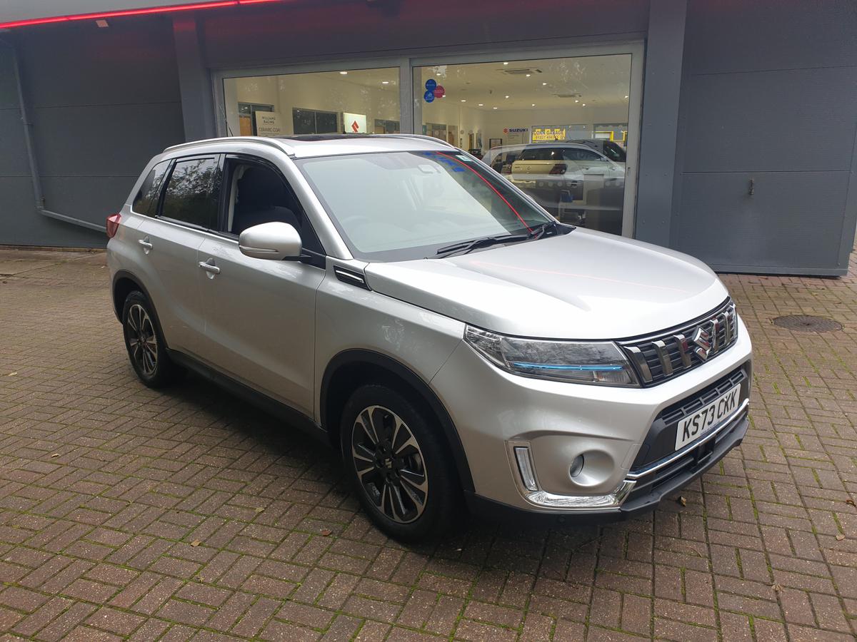 Main listing image - Suzuki Vitara