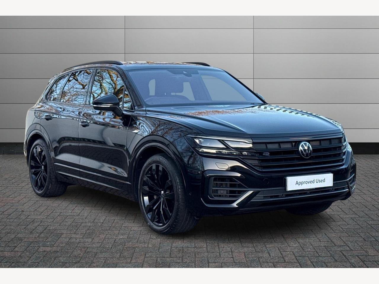 Main listing image - Volkswagen Touareg