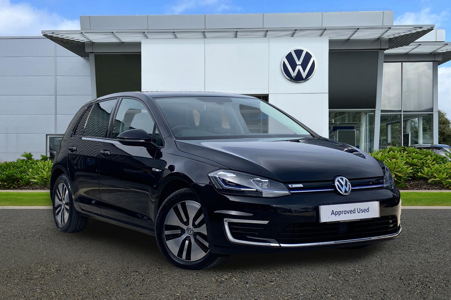 Main listing image - Volkswagen e-Golf