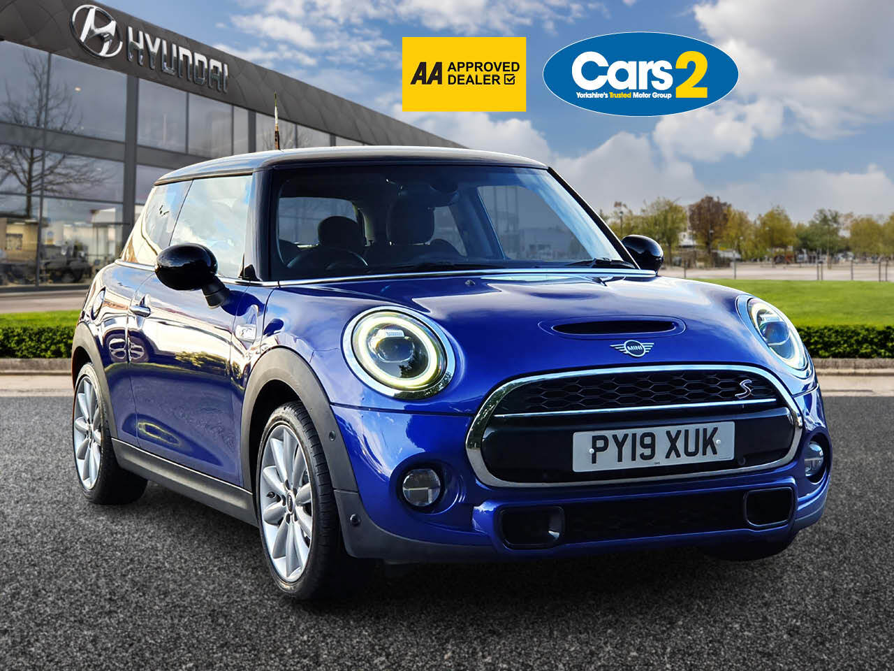 Main listing image - MINI Hatchback