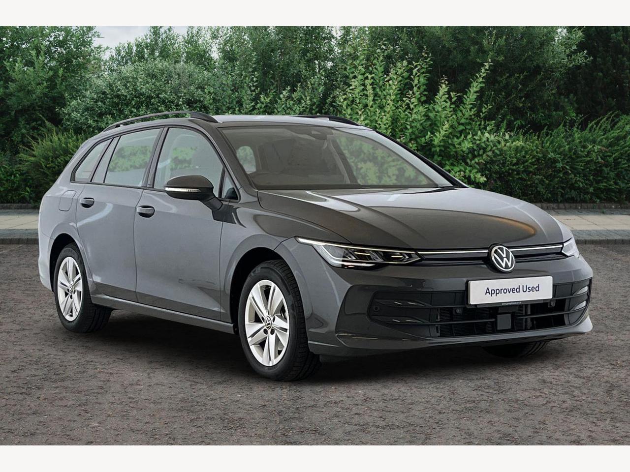 Main listing image - Volkswagen Golf Estate