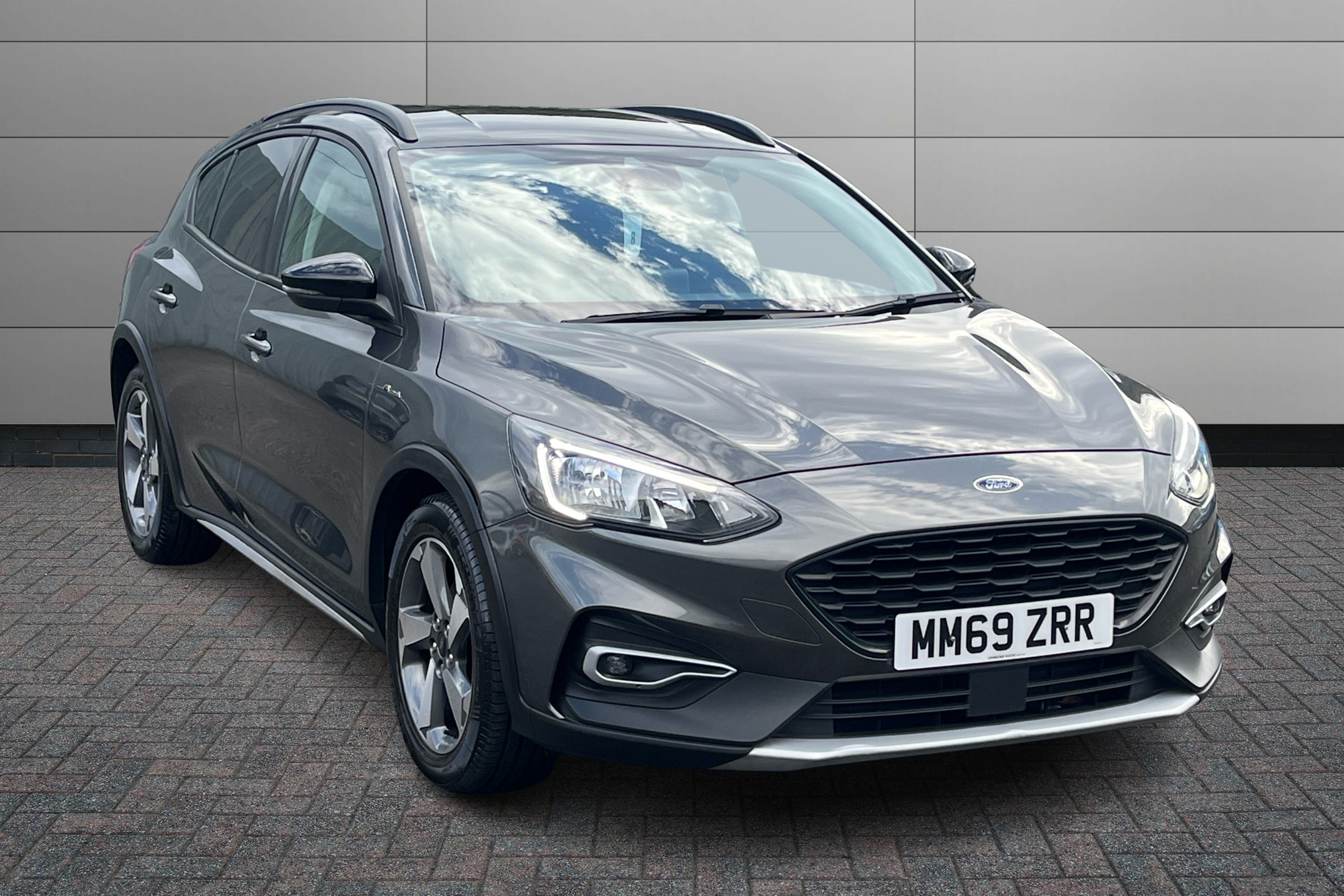 Main listing image - Ford Focus