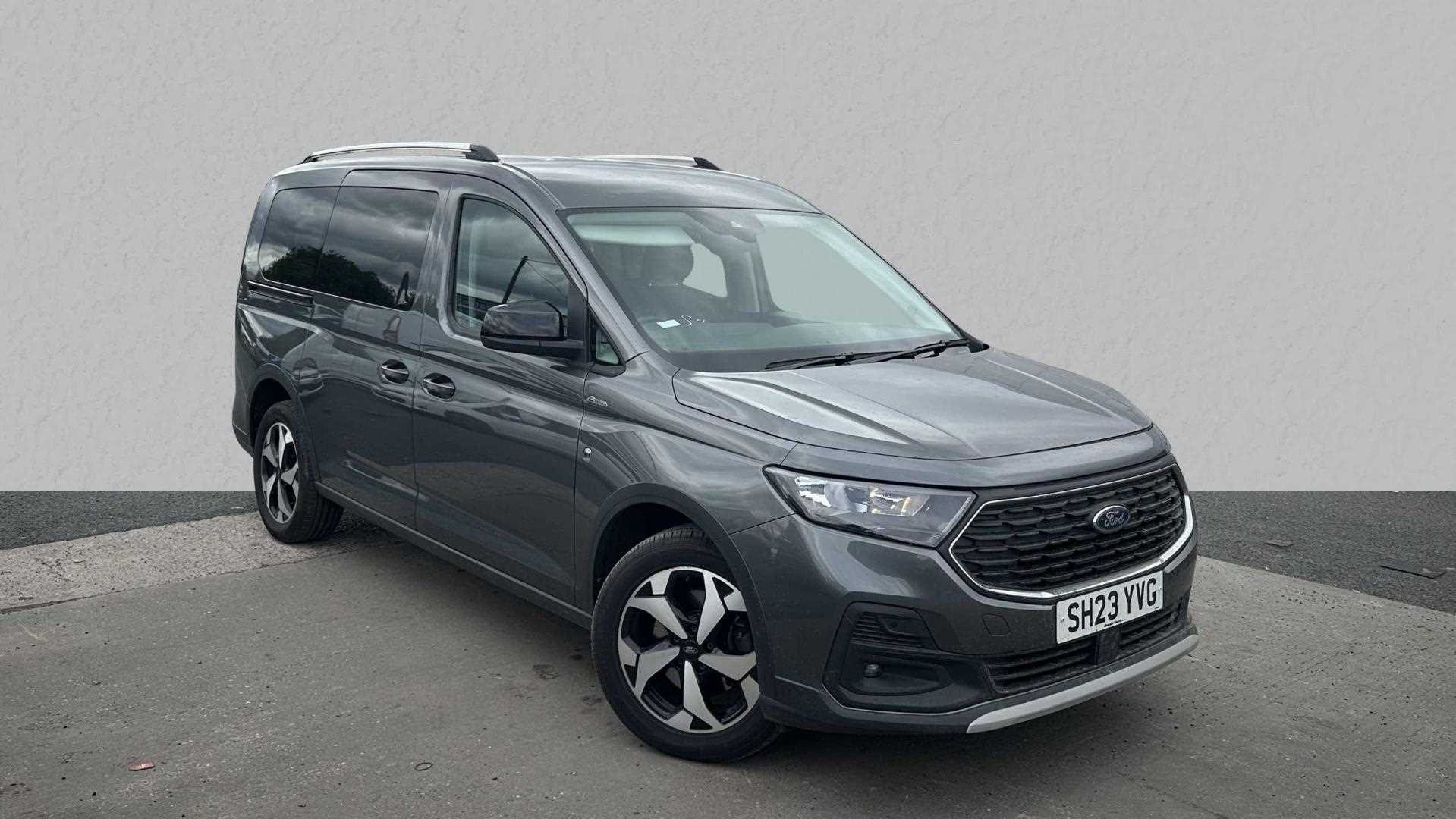 Main listing image - Ford Tourneo Connect