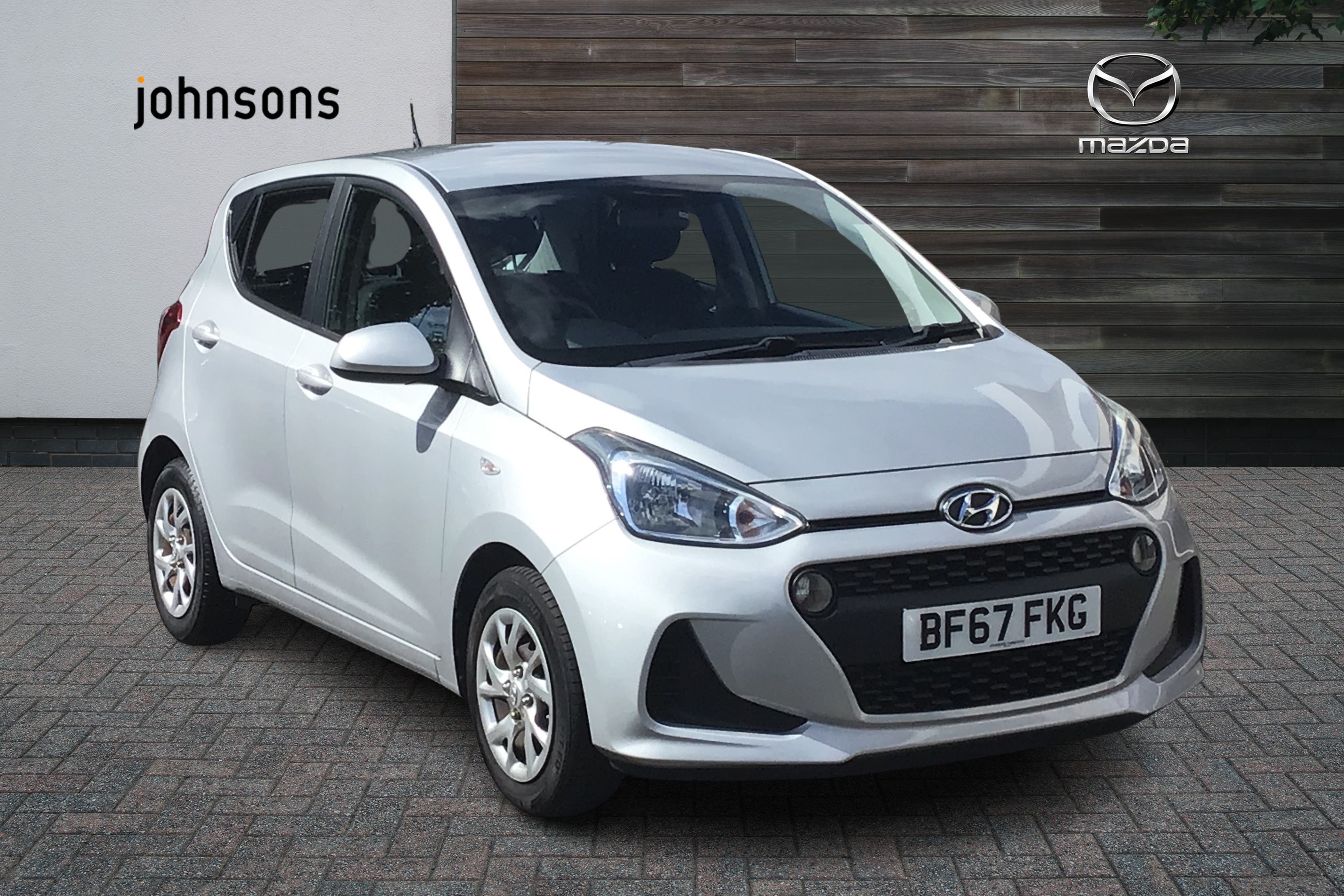 Main listing image - Hyundai i10