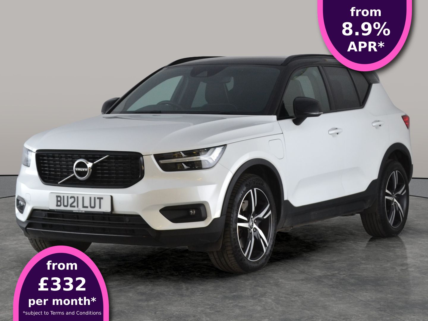Main listing image - Volvo XC40 Recharge