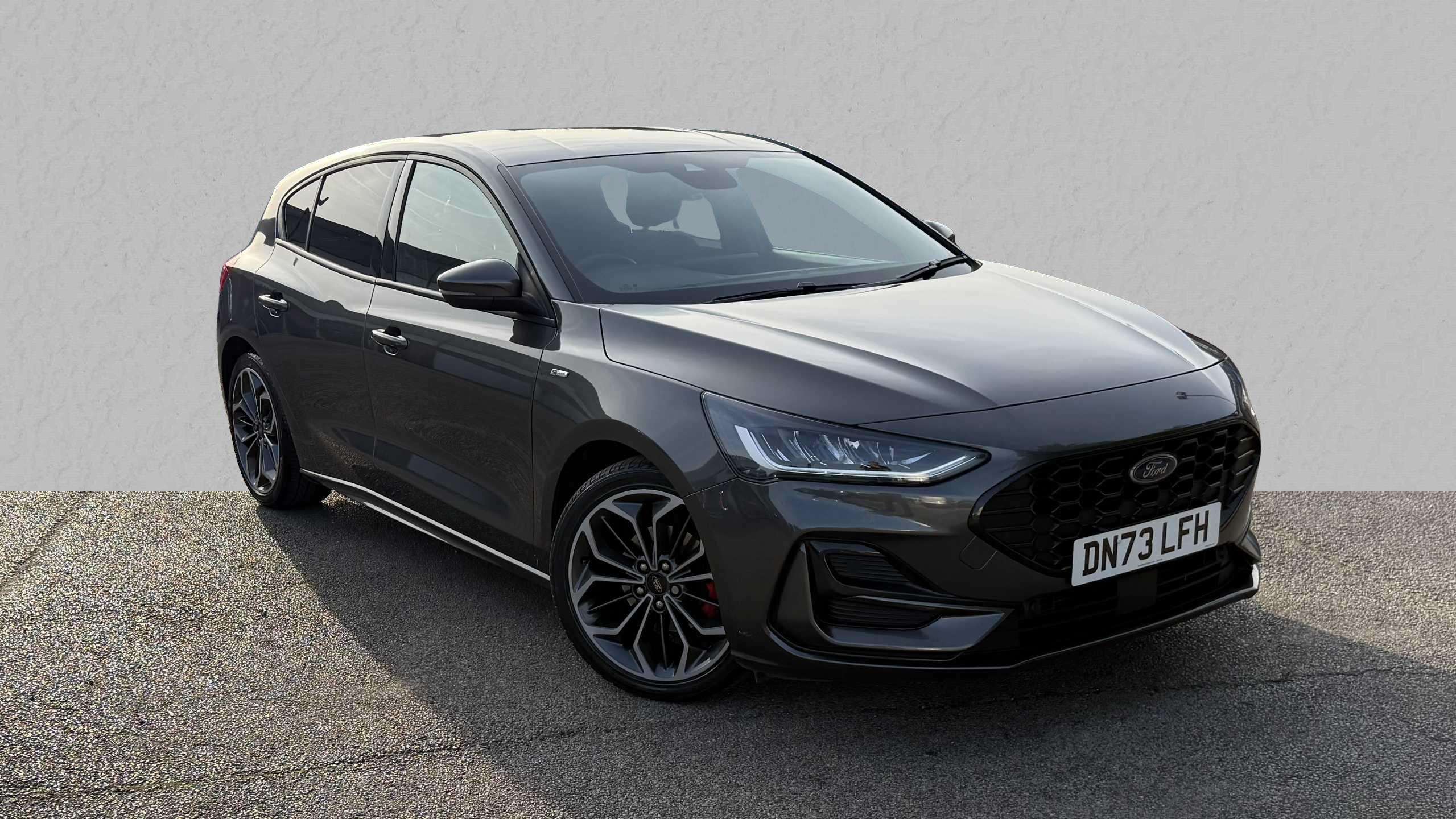 Main listing image - Ford Focus