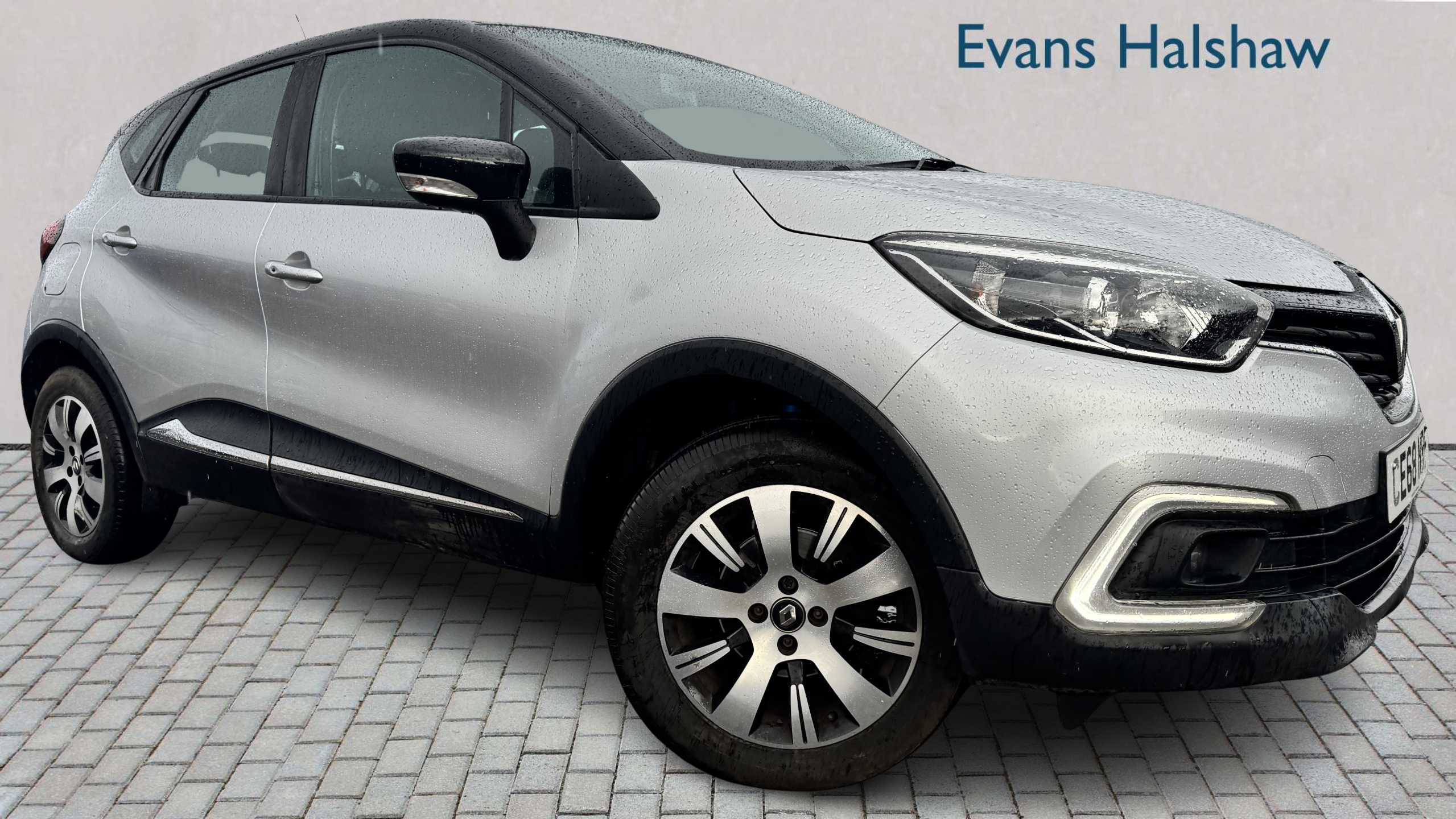 Main listing image - Renault Captur