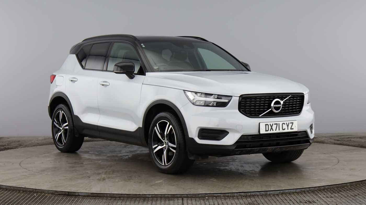 Main listing image - Volvo XC40