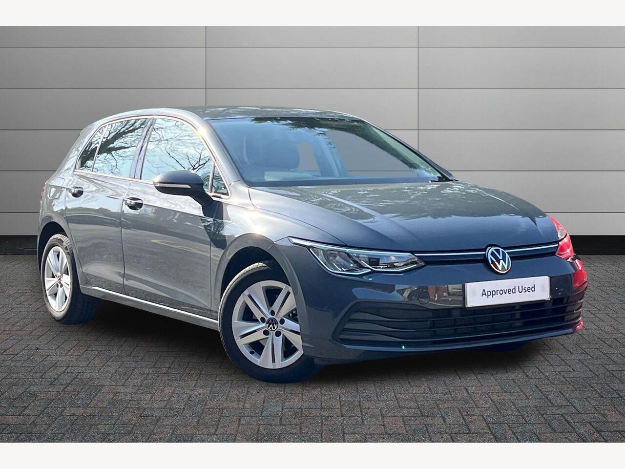 Main listing image - Volkswagen Golf