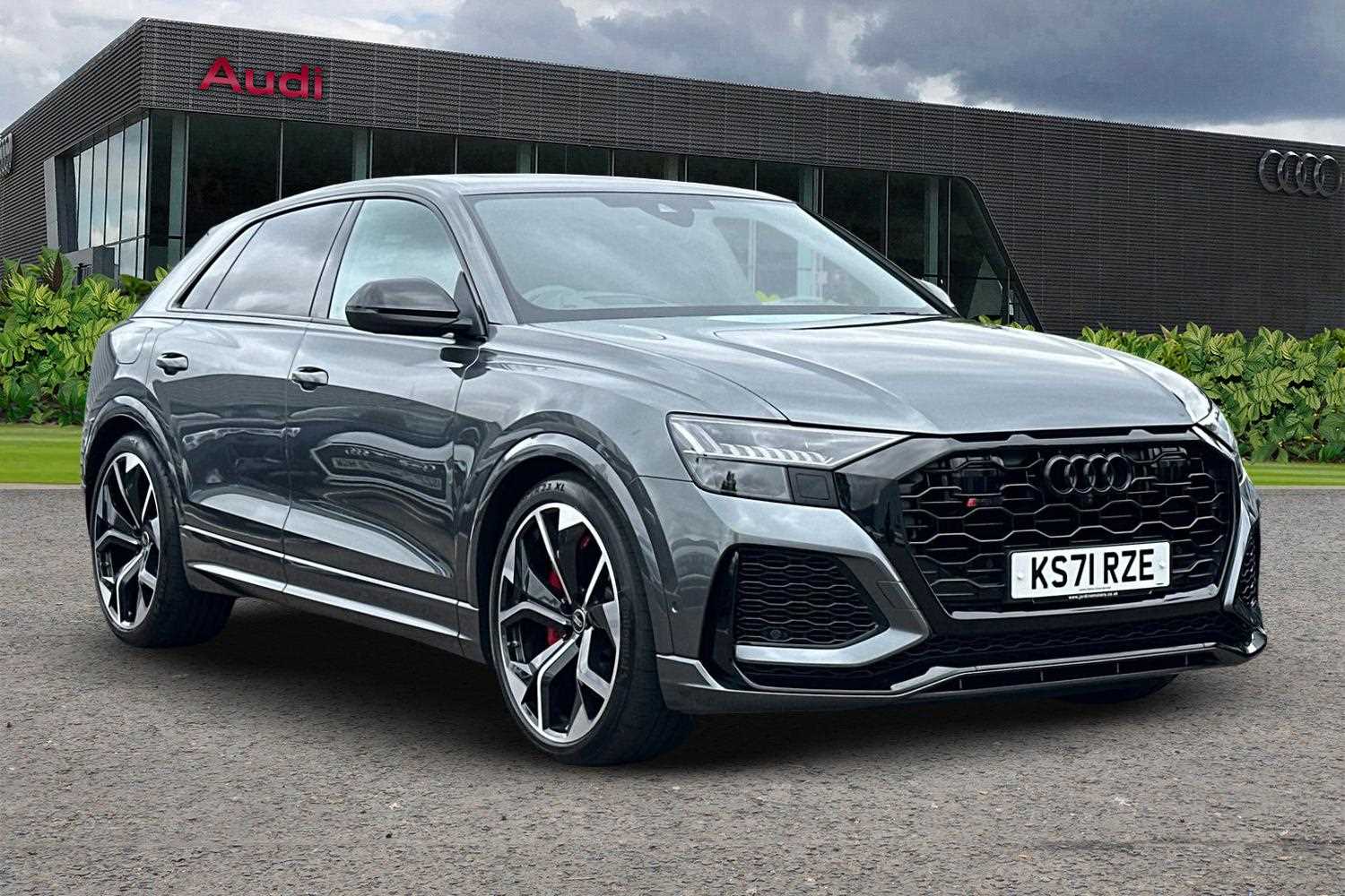 Main listing image - Audi RS Q8