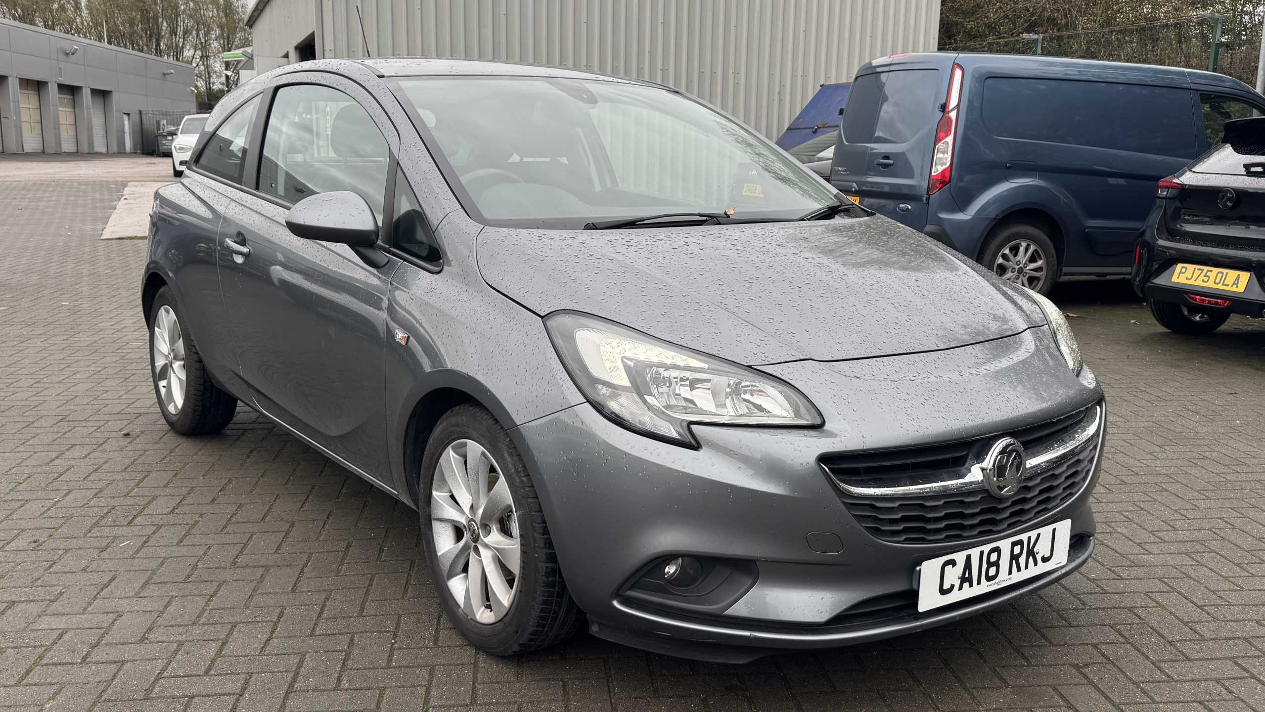 Main listing image - Vauxhall Corsa