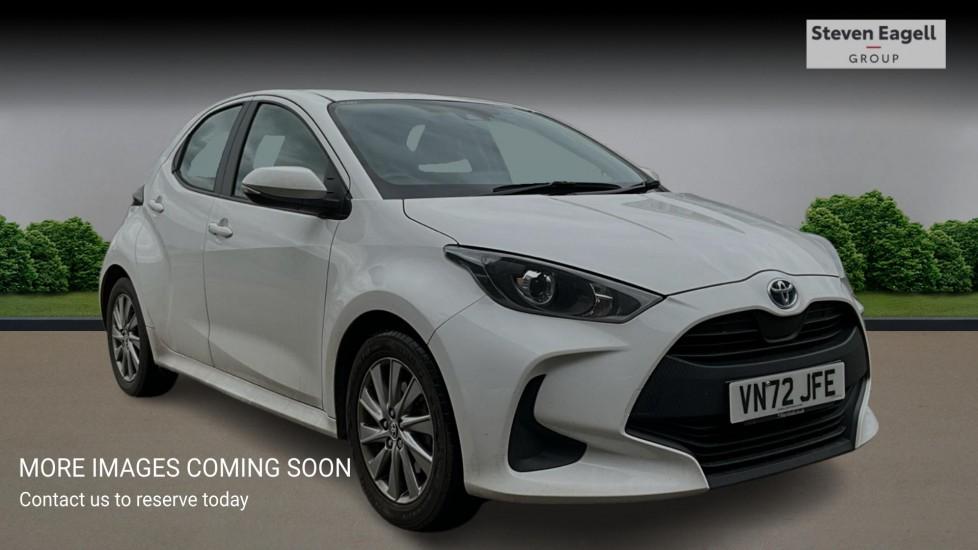 Main listing image - Toyota Yaris