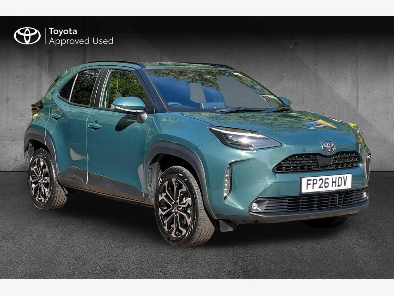 Main listing image - Toyota Yaris Cross