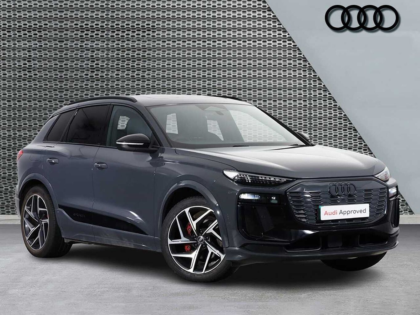 Main listing image - Audi Q6