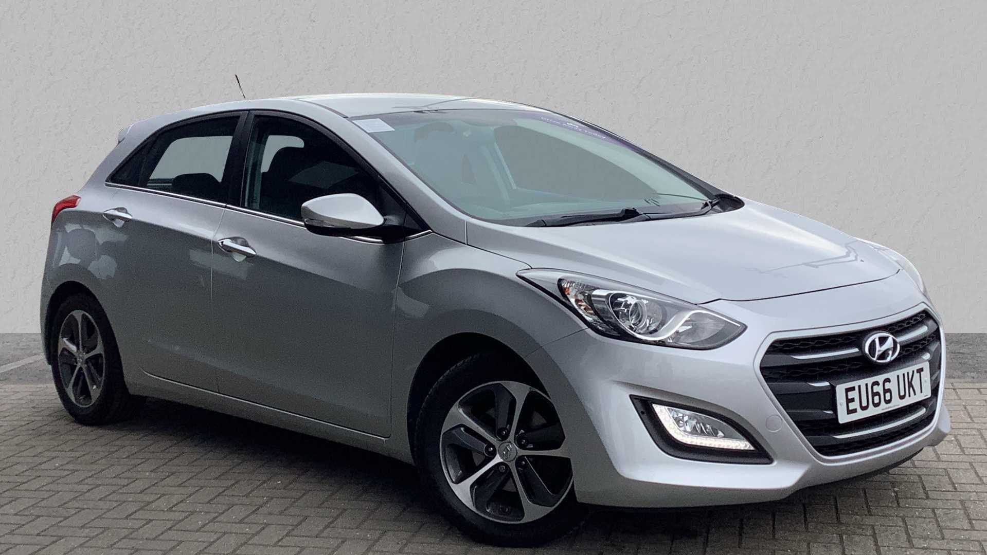 Main listing image - Hyundai i30