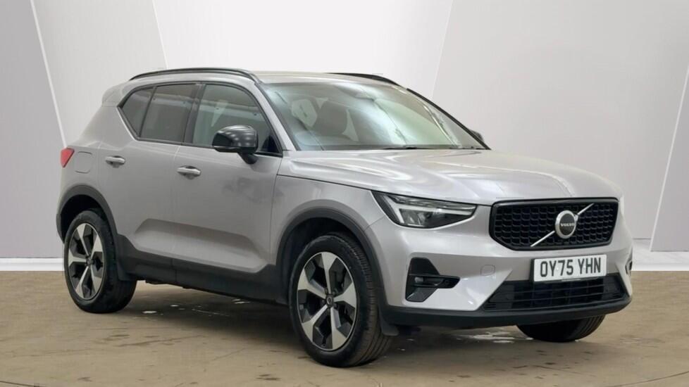 Main listing image - Volvo XC40