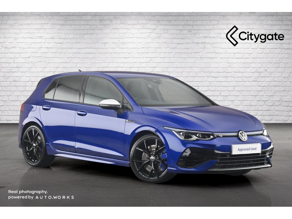 Main listing image - Volkswagen Golf