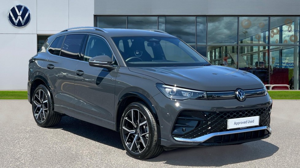 Main listing image - Volkswagen Tiguan